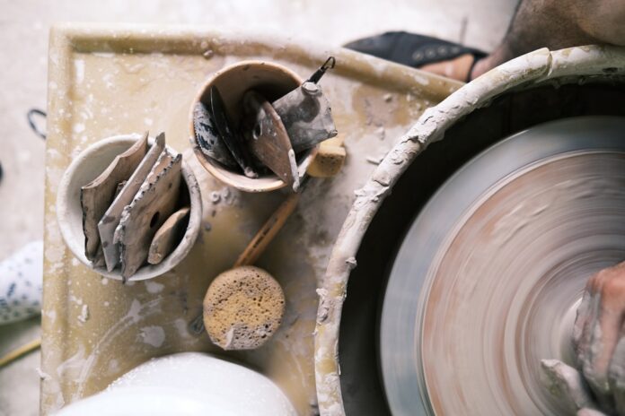 japanese pottery ceramic craft