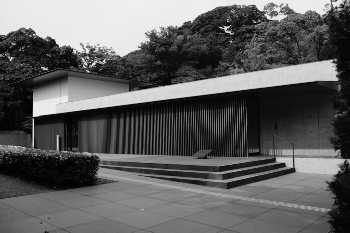 kanazawa contemporary art museum japan