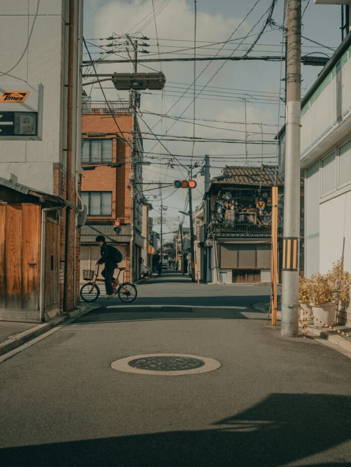 japan 京都の朝を楽しむ、混雑前の散歩コース