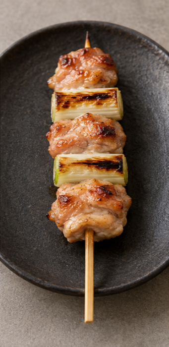 鸡肉与大葱交替的葱鸡串(ねぎま/negima)